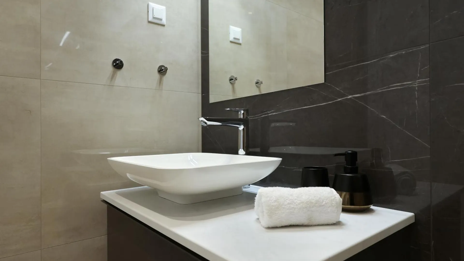 Cloud 9 D10 Villa